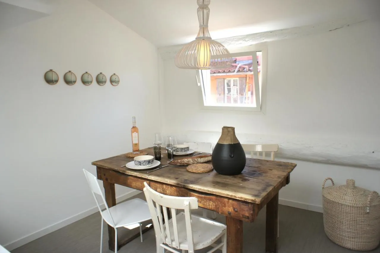 Ze Perfect Place - Vieux Nice - Exceptionnel Appartement - Calme Et Terrasse Avec Vues France
