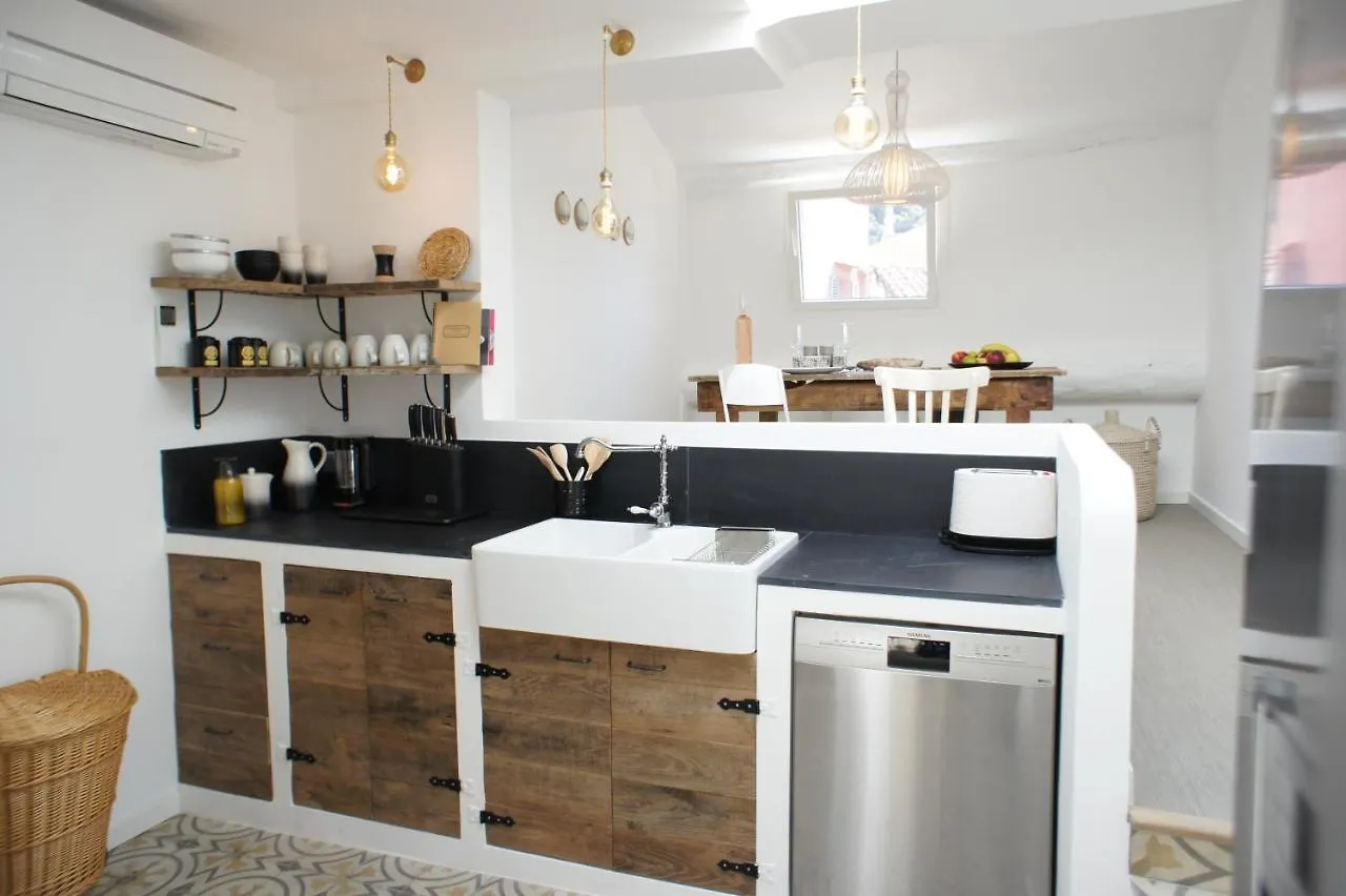 Ze Perfect Place - Vieux Nice - Exceptionnel Appartement - Calme Et Terrasse Avec Vues Apartment